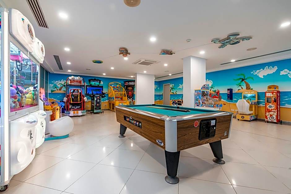 Alua Gran Camp de Mar