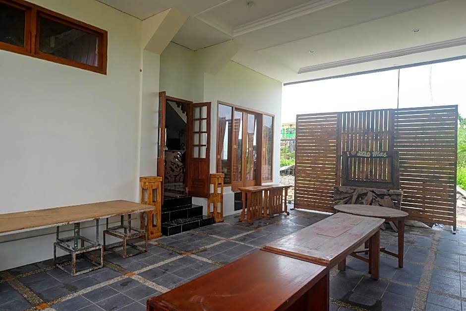 RedDoorz @ Gentan Raya by Joglomas