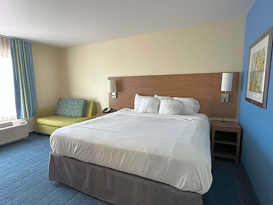 Sleep Inn & Suites Altoona North