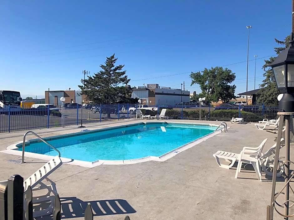 Photo 1 of 57 of Americas Best Value Inn Denver