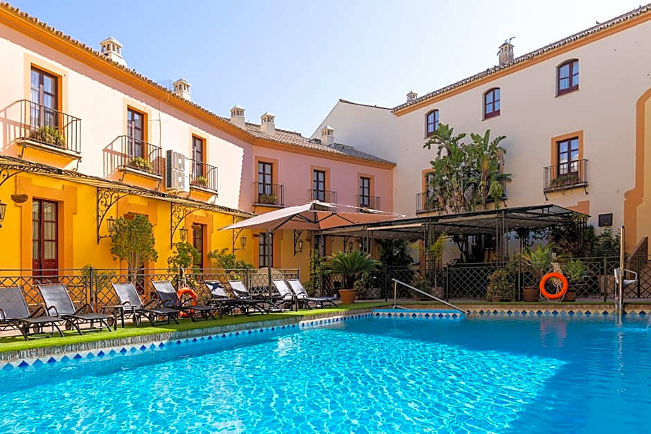 Alcazar De La Reina Hotel