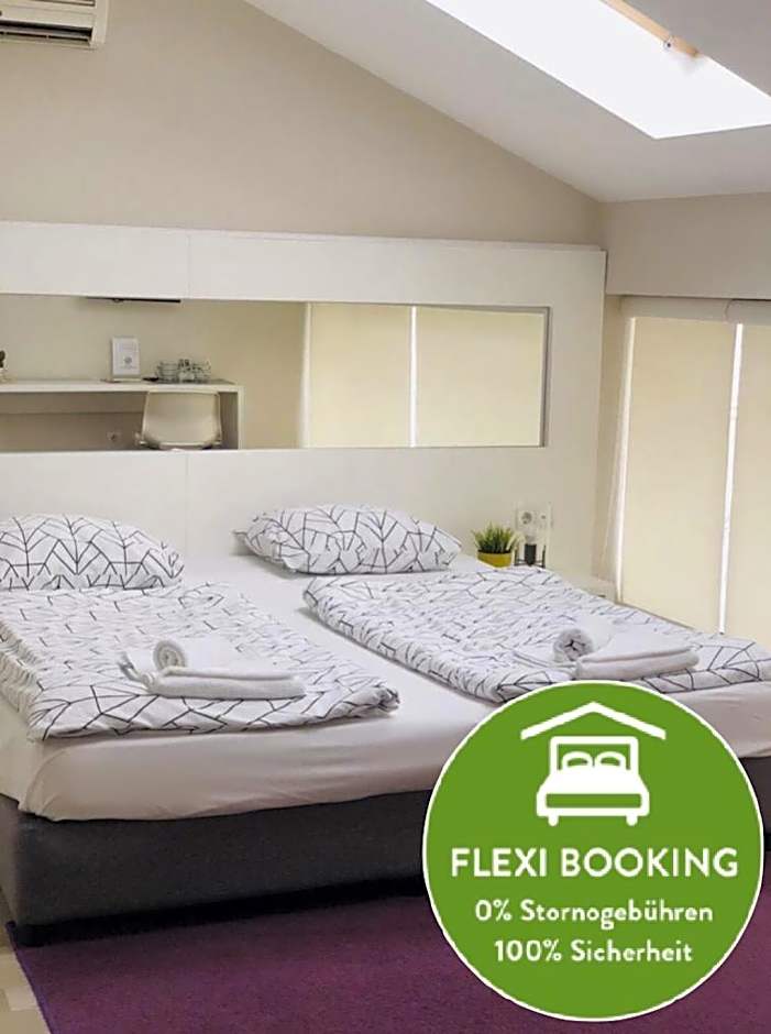 Executive Rooms and Suites Play