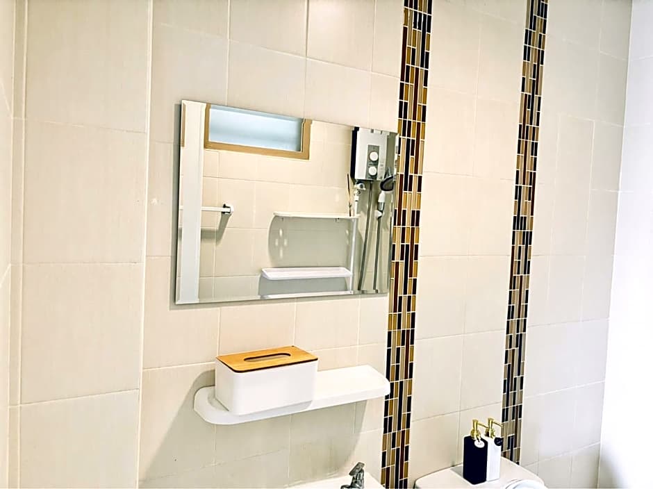 The Sunset Bangsaen Hotel