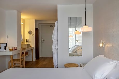 Premium Twin Room with Terrace