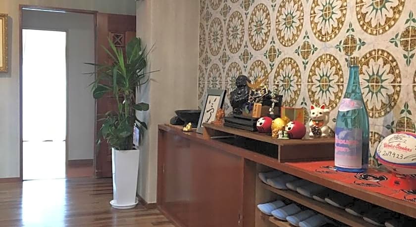 Kami House