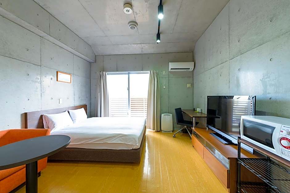 Photo 1 of 12 of Comfort 1 Queen Bed, Main Building