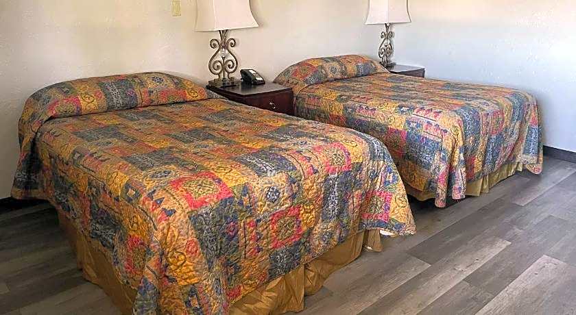 Travelodge by Wyndham Farmington Hwy 64