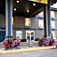 Super 8 by Wyndham Whitecourt