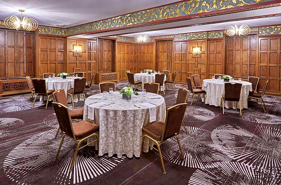 Hilton Milwaukee City Center