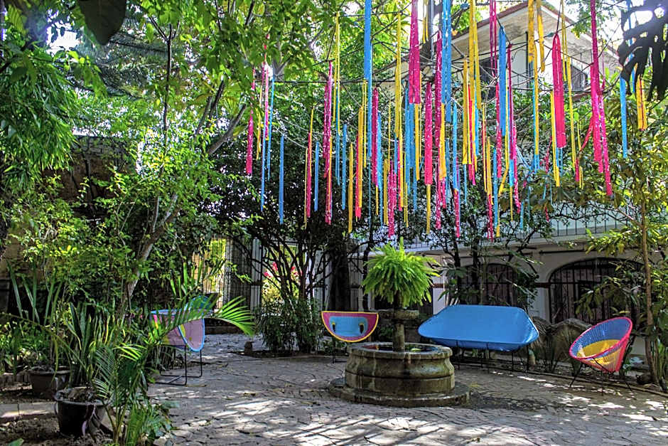 Agrado Guest House