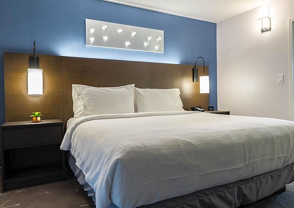 Embassy Suites By Hilton Hotel Tulsa-I-44