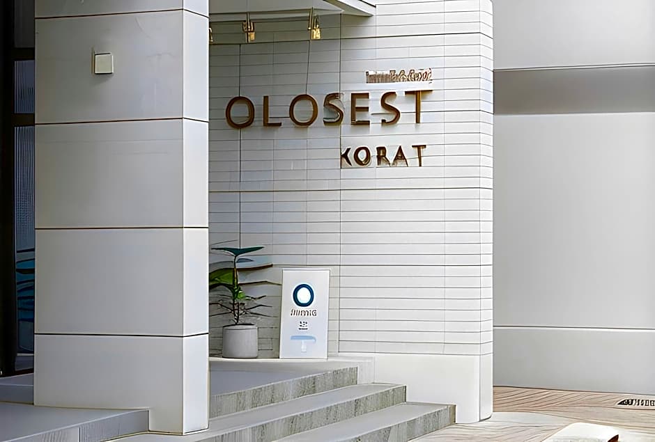Qlosest Hotel
