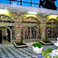 Hotel Emir