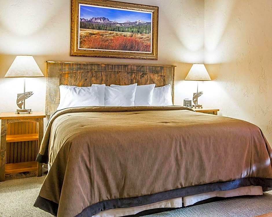 Yellowstone Valley Lodge, Ascend Hotel Collection