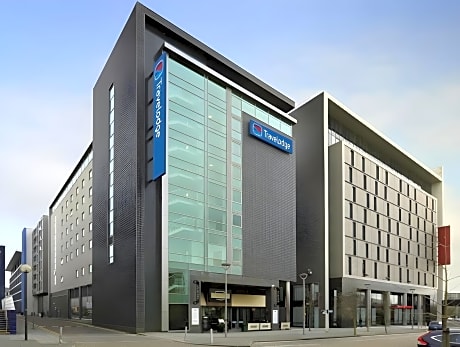 Travelodge Milton Keynes The Hub Hotel