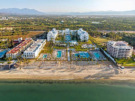 Riu Flamingos