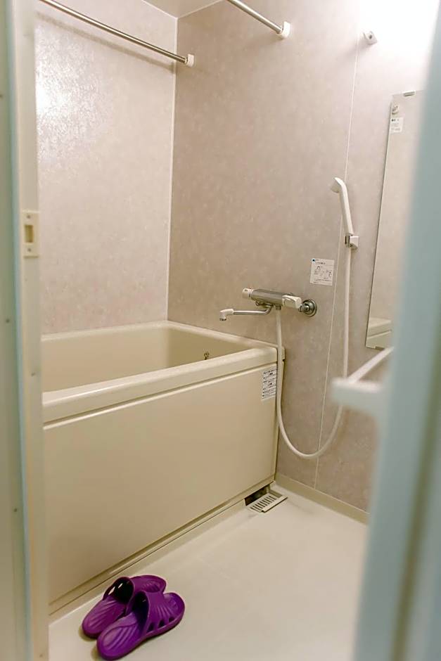 Ikebukuro Center! Ikebukuro 6min walk! 池袋中心地带! 池袋车站步行6分! 公寓干湿分离! 智能马桶! 高速无限制网路!Autolock302