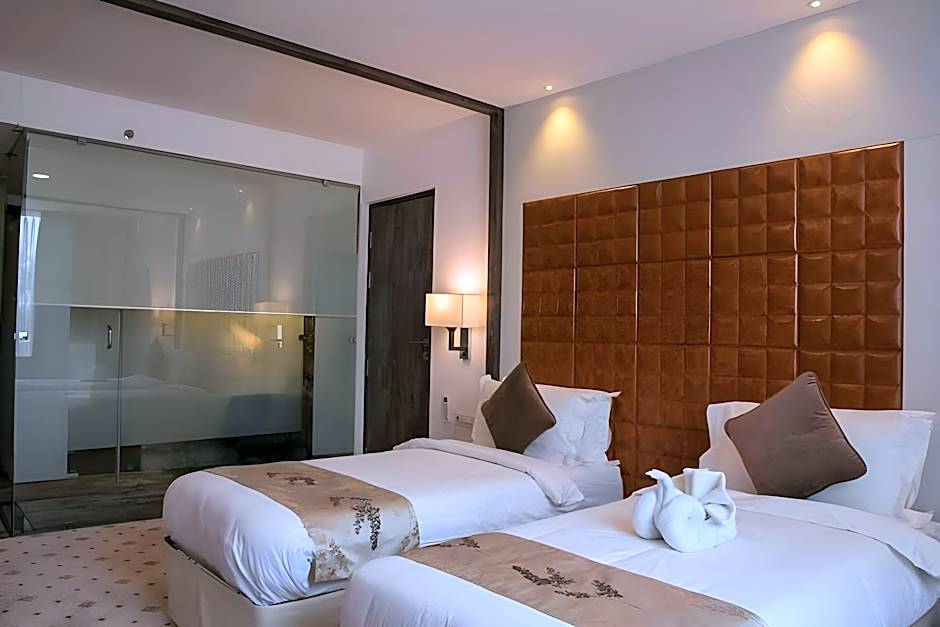 Regenta Central Hotel & Convention Centre Nagpur