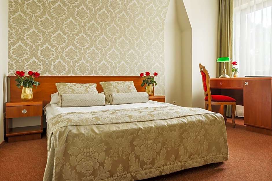 Leśna Perła - Restauracja i Pokoje Hotelowe