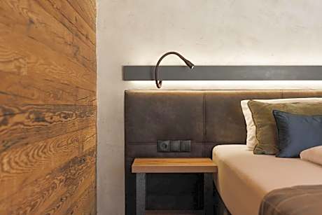 Deluxe Double Room with Terrace