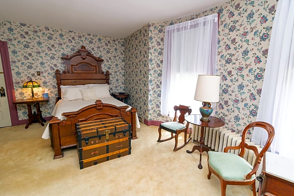 Saratoga Dreams Bed and Breakfast