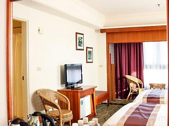 Foung Jia Hotel