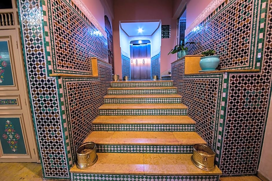 Hotel Akouas