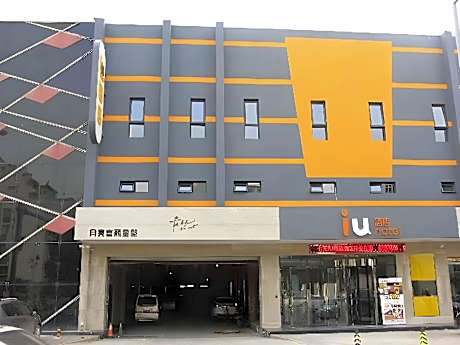 IU Compact U S Bed Room