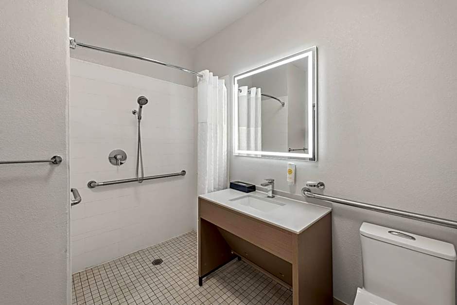 Comfort Inn & Suites Olathe - Kansas City
