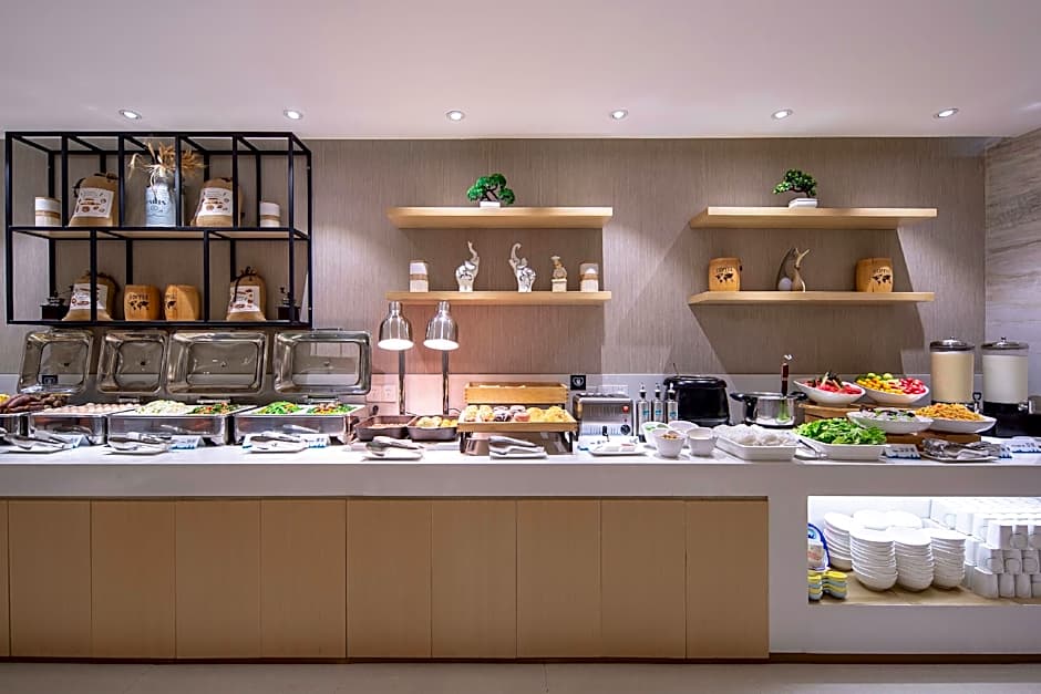 City Comfort Inn Beihai RT-Mart High Speed Railway Station