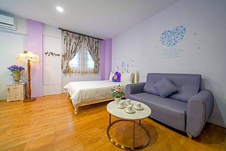 Quadruple Room with Private Bathroom