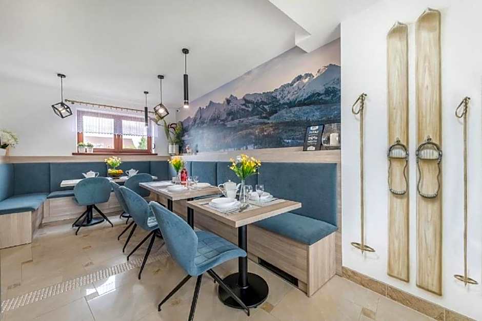 Biały Jeleń z basenem i jacuzzi