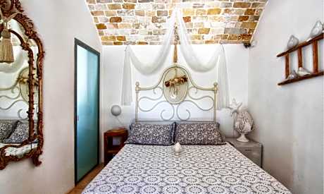 Double Room with Pool View