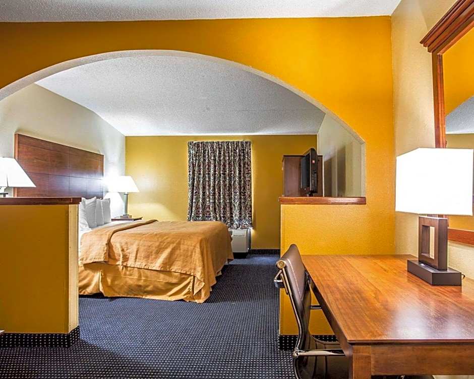 Quality Inn Mullins - Marion