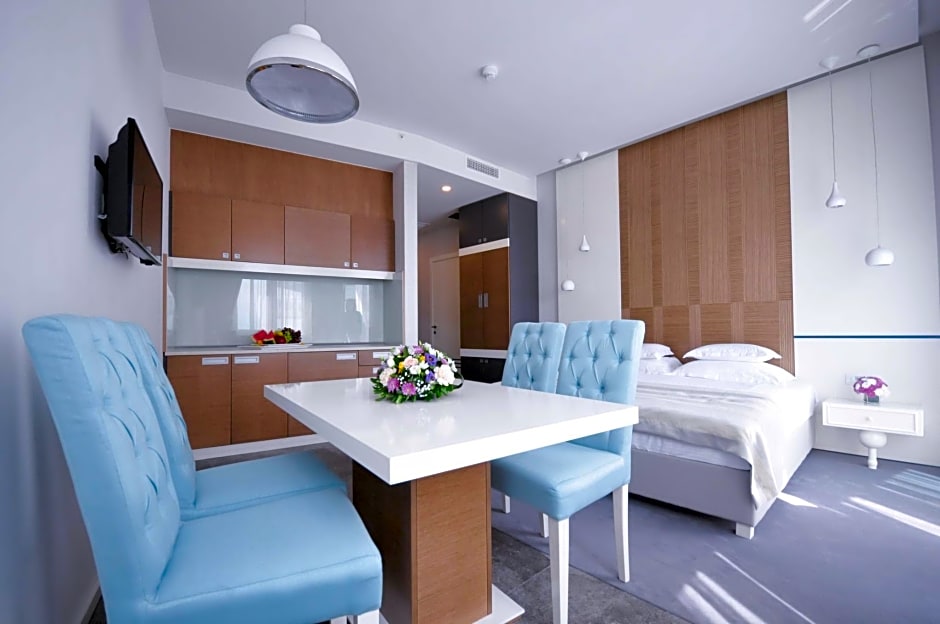 Photo 1 of 7 of Family 1 Double Bed