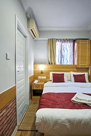 Double Room with Luxury Bed