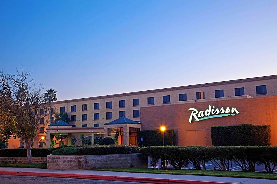 Radisson Hotel Santa Maria