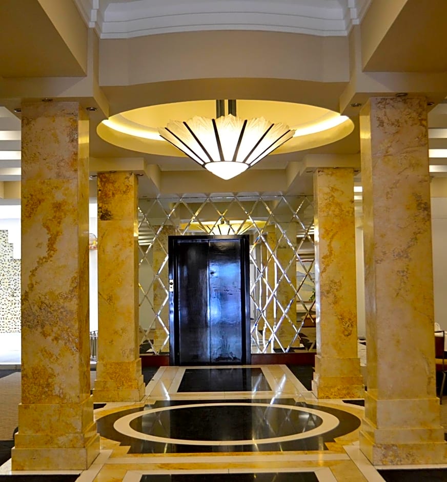 Hotel Leon