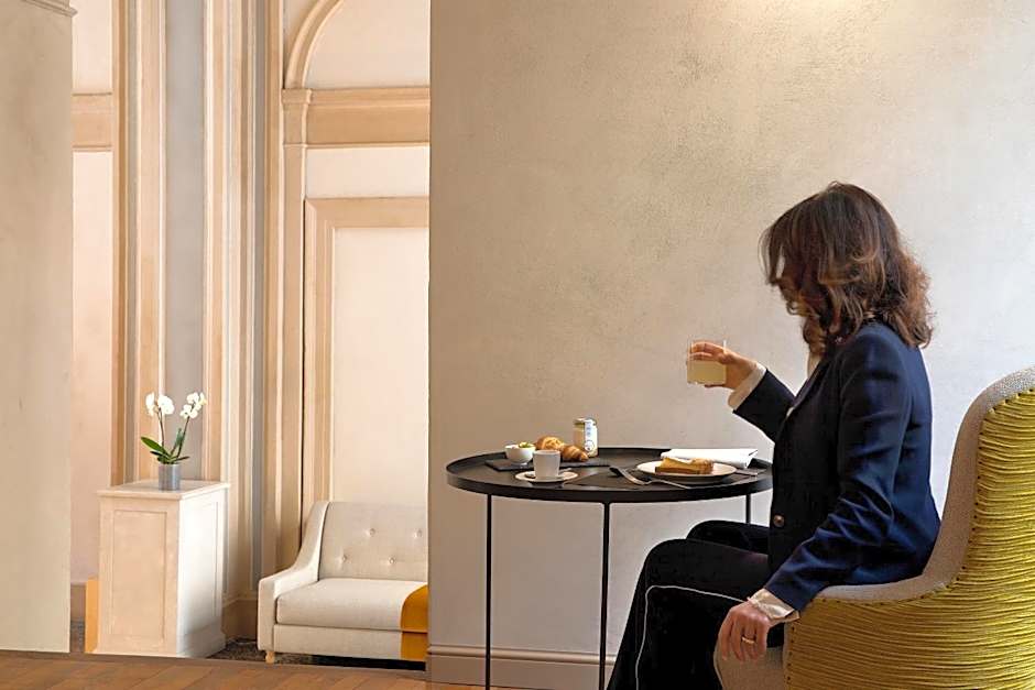 Opera35 Boutique Hotel