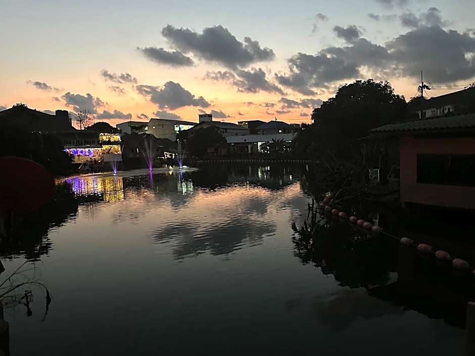 MBAR HOSTEL HAAD RIN