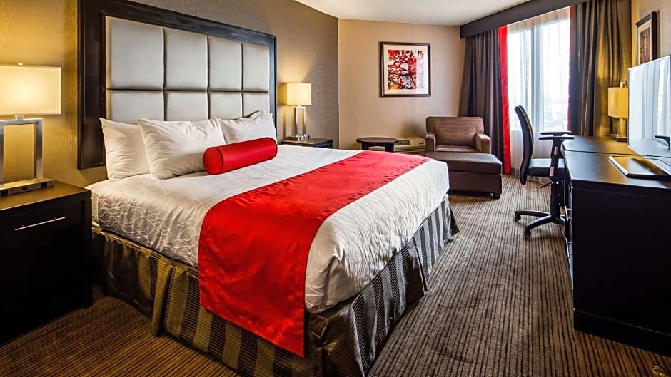 Best Western Plus Waterfront Hotel