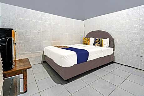 OYO 92269 Arjuna Homestay