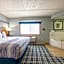 AmericInn by Wyndham Sturgeon Bay