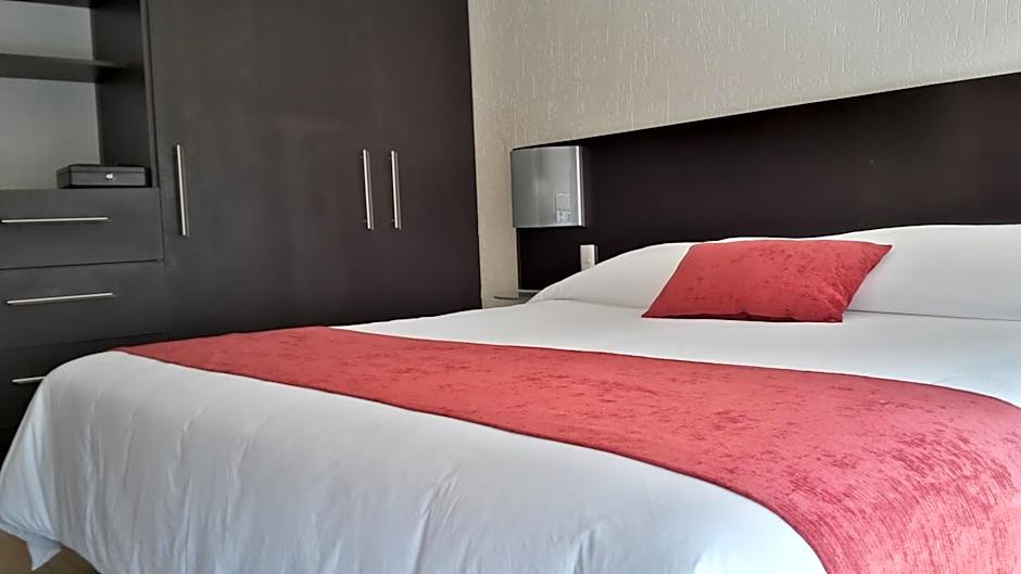Grupo Kings Suites -Monte Chimborazo 537