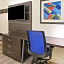 Holiday Inn Express & Suites - Goodland I-70 By IHG
