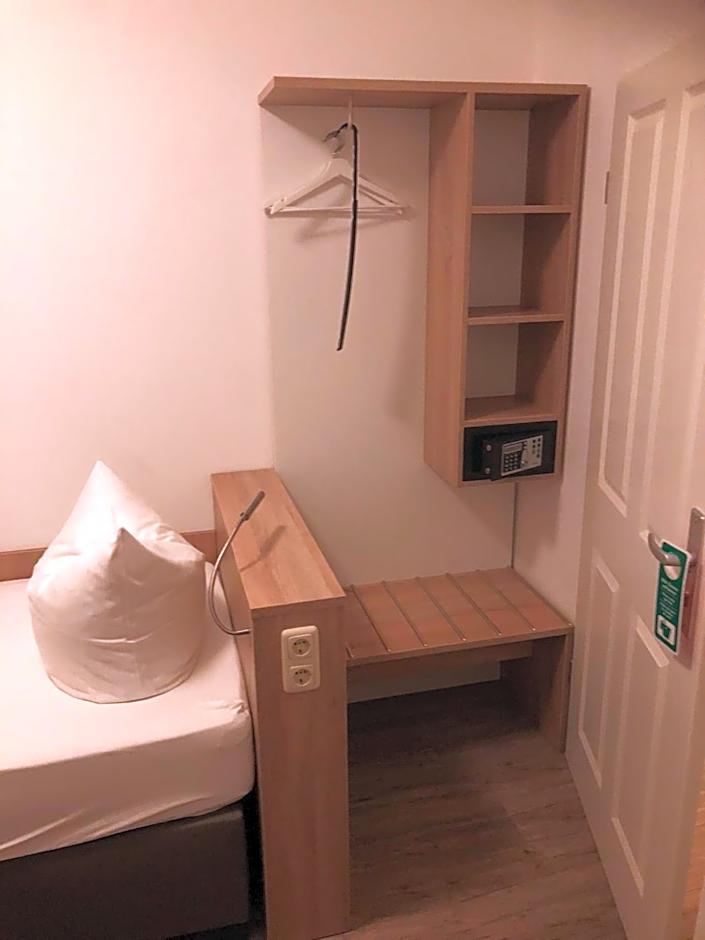 Heeren's Hotel Garni