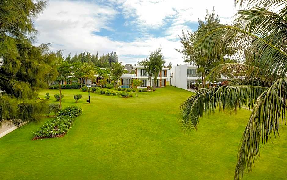 Saint Simeon Beach Residence