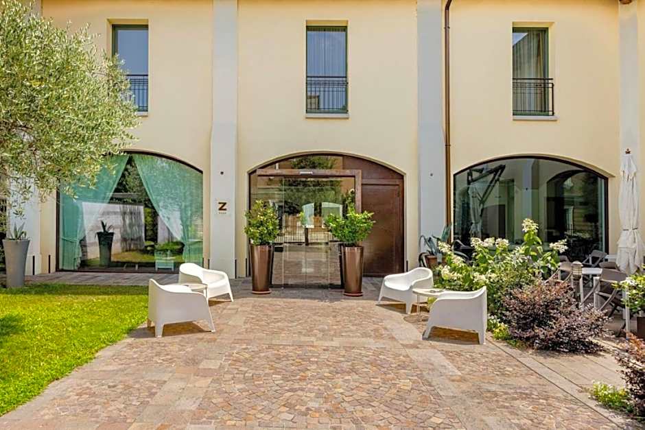 The Ziba Hotel & Spa