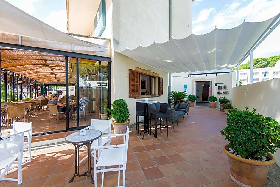 Bell Port Hotel