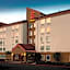 Red Roof Inn PLUS+ Long Island - Garden City